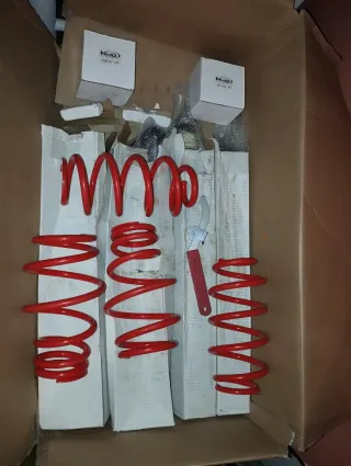 Kit Suspensión Roscada VMaxx Regulable Color Rojo