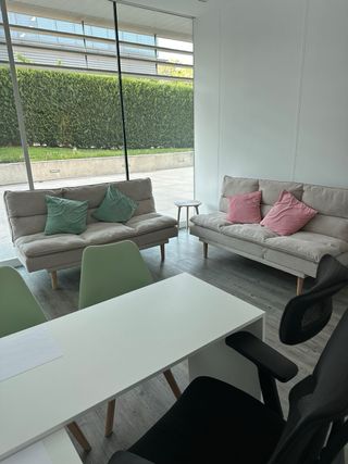 Despachos sanitarios en Centro de Salud Mental.