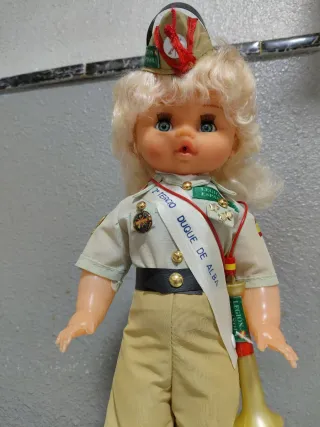 Muñeca funcionando Legión Española mili ejercito