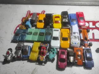 Lote de coches de juguete