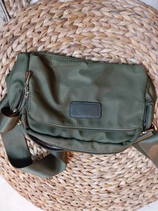 Bolso bandolera verde militar