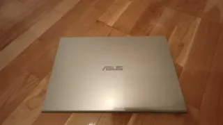 Portátil Asus Plata y Negro