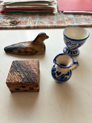 Lotto: Anfore in ceramica a forma di anatra e scatola nuova