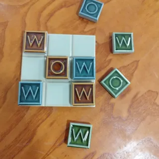 Azulejos decorativos WOW tic tac toe