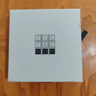 Azulejos decorativos WOW tic tac toe