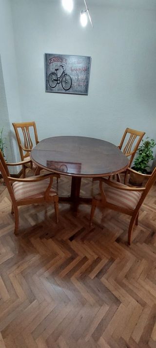 Mesa comedor extensible redonda madera de nogal