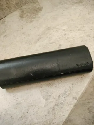 Gafas Prada Rojas y Negras con Estuche