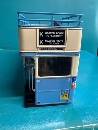 Autobús AEC Regent escala 1:43