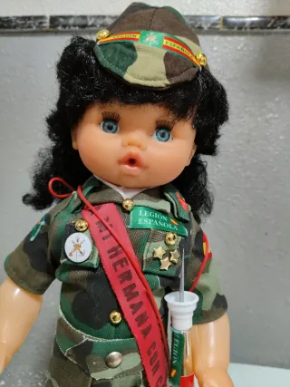 Muñeca funcionando Legión Española mili ejercito