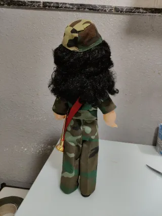 Muñeca funcionando Legión Española mili ejercito