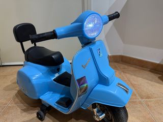 Moto Vespa Eléctrica Infantil Azul