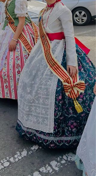 Traje fallera niña completo de 8@11 años