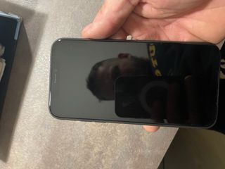 iPhone 11 Apple batteria 73% tutto funzionante