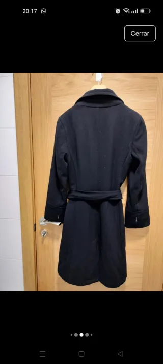 Abrigo negro Alba Conde