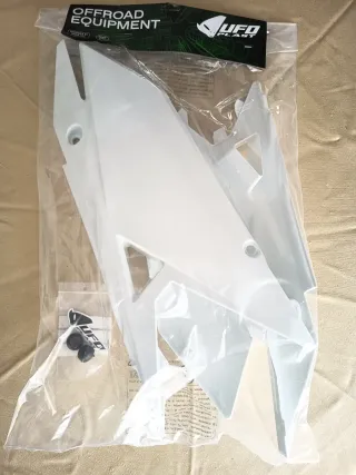 Kit Plásticos UFO Plasticos MX/Enduro. NUEVOS