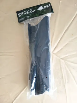 Kit Plásticos UFO Plasticos MX/Enduro. NUEVOS