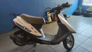 Honda Dio 50cc Scooter