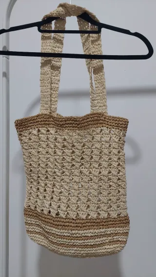 Bolso de rafia beige y marrón