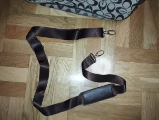 Bolso de mano estampado GO bandolera