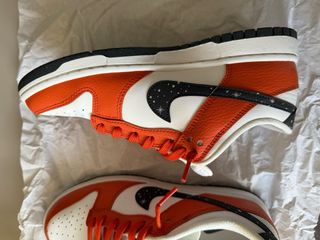 Nike Dunk Low Naranja y Blanco