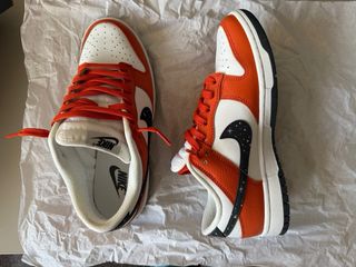 Nike Dunk Low Naranja y Blanco