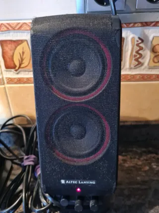 Altavoces Altec Lansing