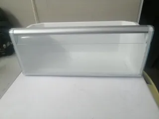Cajones y baldas nevera Bosch 70x200