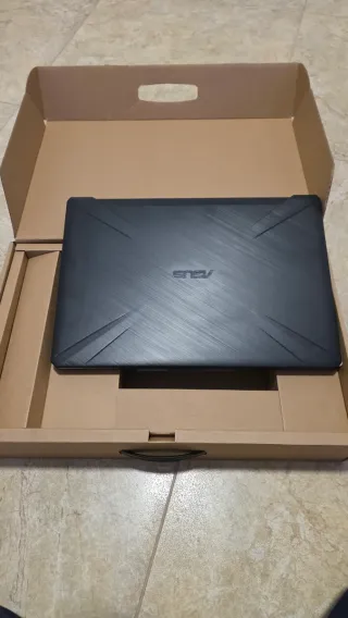 Laptop Gaming ASUS 17.3 NVIDIA GTX