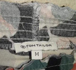 M 38, Tom Taylor, camiseta/suéter, cuello alto