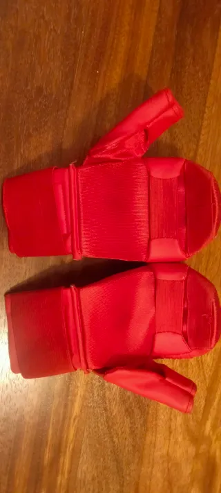 Guantes Karate Niño/a Rojo Domyos