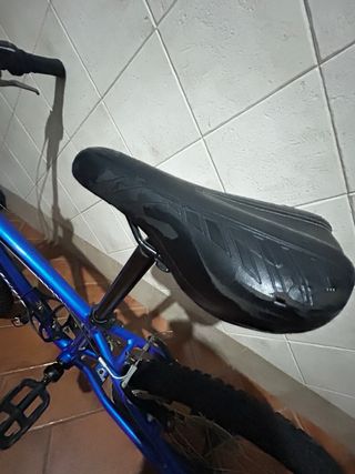 Bicicleta Specialized Hotrock Niño