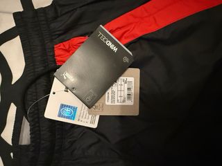 Pantalón chándal AC Milán cortaviento Puma