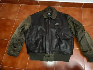 Chaqueta Alpha Industries CWU 45P Breitling