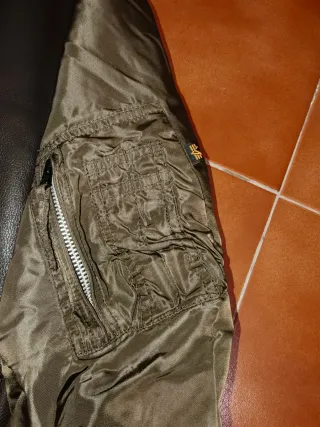 Chaqueta Alpha Industries CWU 45P Breitling