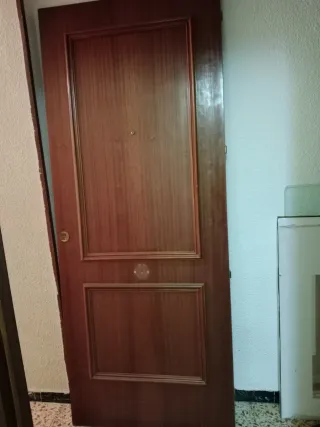 Puerta exterior madera