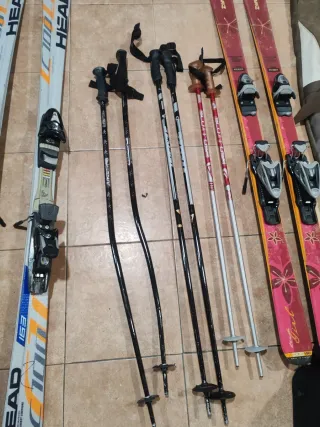 Esquís HEAD C100 con fijaciones 163cm+ bastones