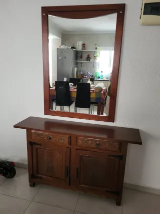 Mobile in legno marrone