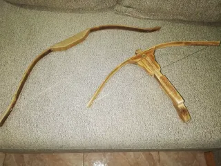 Arco e balestra in legno per giocare