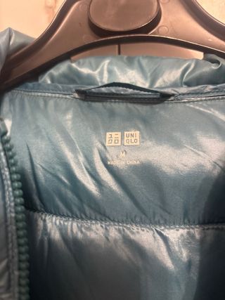 Piumino Uniqlo con cappuccio