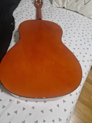 Guitarra OQAN QGC-10 Cadet y funda