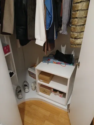 Armario juvenil madera