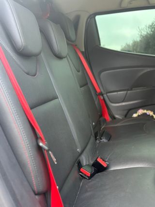 Renault Clio RS 220cv