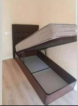 Materassi e divani letto matrimoniali e singoli