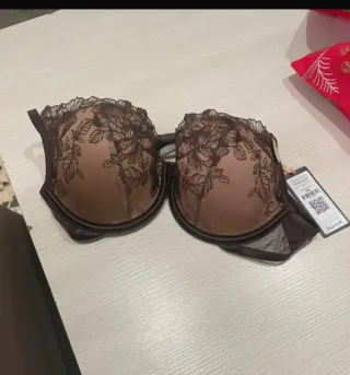 Vendo tutti completi intimi donna taglia 3 4 nuovi