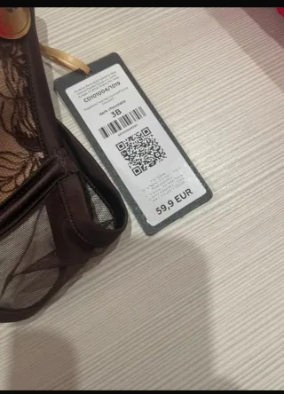 Vendo tutti completi intimi donna taglia 3 4 nuovi