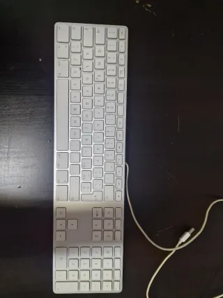Tastiera Apple cablata