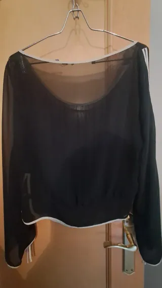 Conjunto Blusa y Falda Negra