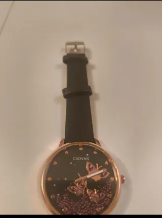 Reloj Cadvan Mariposas Negro y Dorado