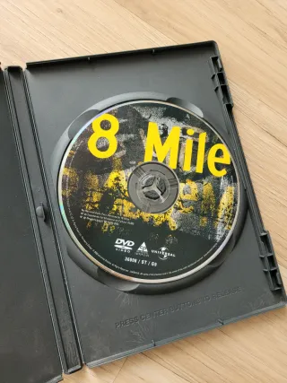 8 Millas DVD