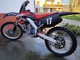 Honda CR 250 - Moto de Cross